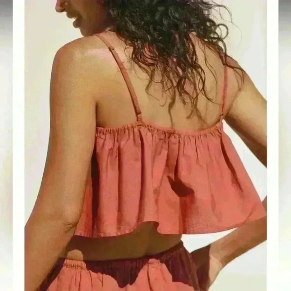 By Anthropologie Ruffled Crop Crimson Color Top Size M - Picture 4 of 9